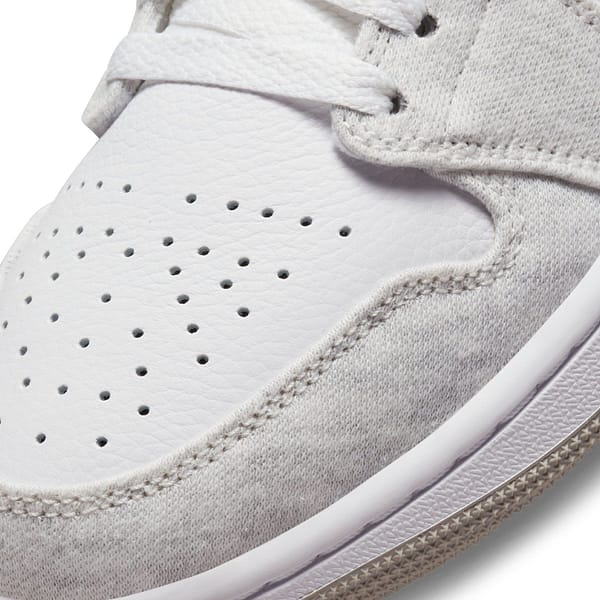 Air Jordan 1 Mid Se Wmns 'White Light Iron Ore'