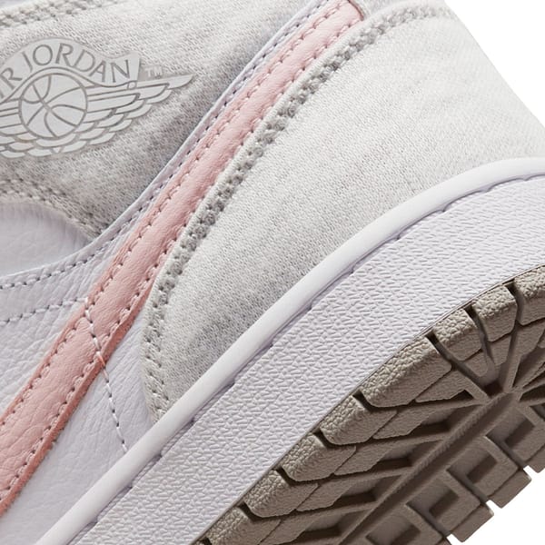 Air Jordan 1 Mid Se Wmns 'White Light Iron Ore'