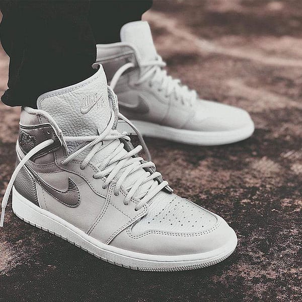 Air Jordan 1 Retro High Co Japan Neutral Grey