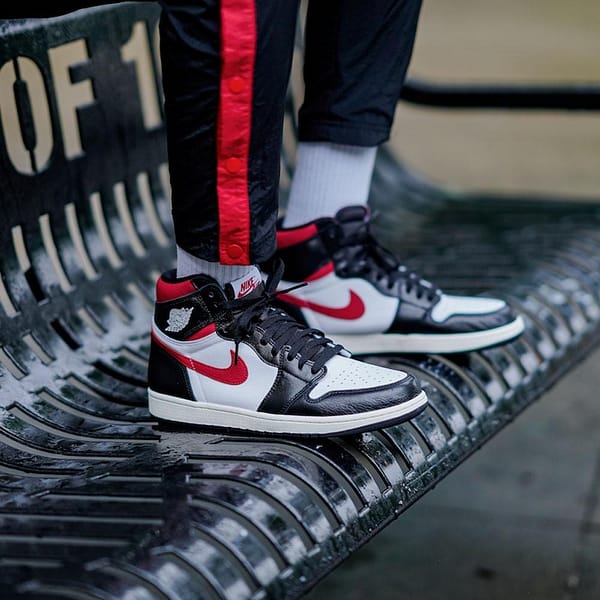 Air Jordan 1 Retro High Og 'Gym Red'