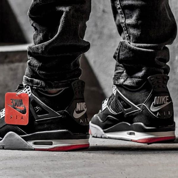 Air Jordan 4 Bred 2019