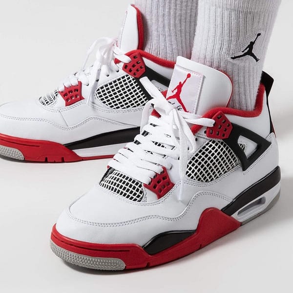 Air Jordan 4 Retro Og 'Fire Red' 2020