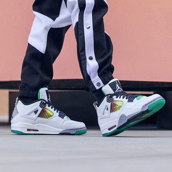 Air Jordan 4 Wmns Retro 'Rasta'