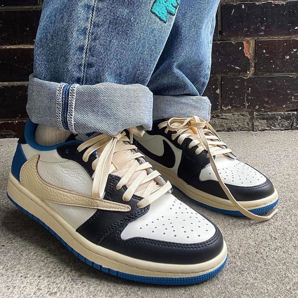 Fragment Design X Travis Scott X Air Jordan 1 Retro Low