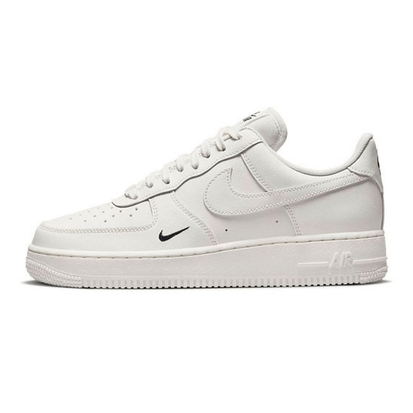 Nike Air Force 1 '07 Essential 'Sail Black'