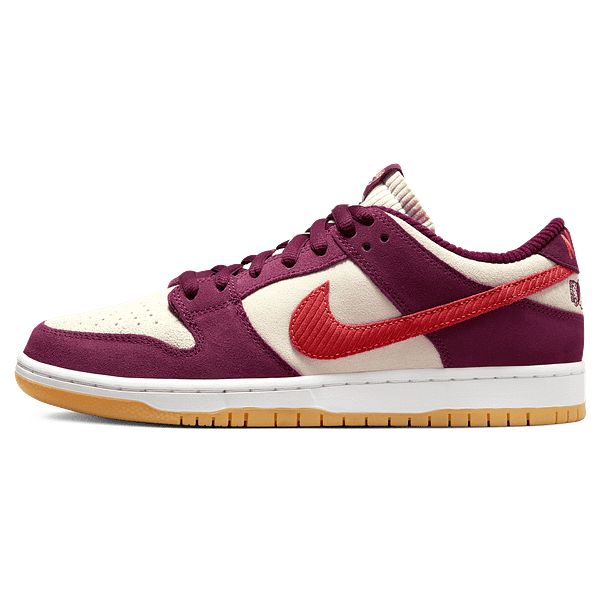 Nike Sb Dunk Low 'Skate Like A Girl'