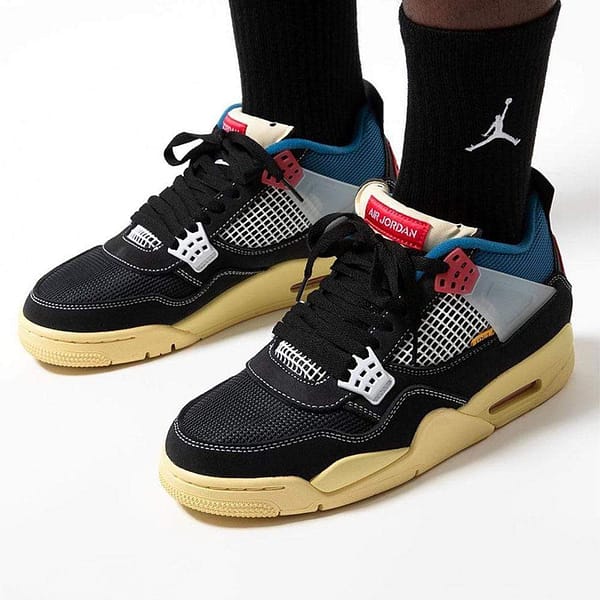 Union La X Air Jordan 4 Retro 'Off Noir'