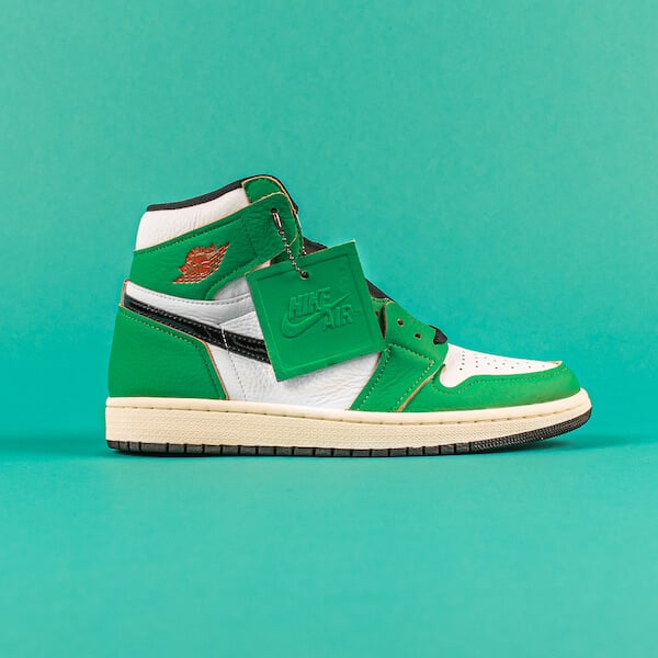 Air Jordan 1 High Lucky Green